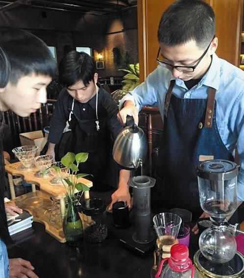 2015东莞首届农博会的咖啡文化区亮点纷呈