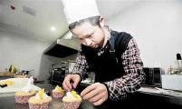 武汉首家“星星的咖啡馆”：让自闭症患者自食其力