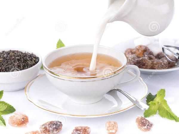 茶、牛奶和咖啡对老人用药有哪些影响？