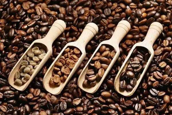 不同烘焙深度的咖啡豆在外观和味道上都可以明显辨别