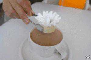 咖啡馆里的“魔法”饮品：这杯巧克力会开花 3