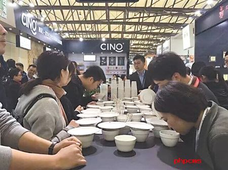 重庆咖啡交易中心在上海新国际博览中心举行推介活动