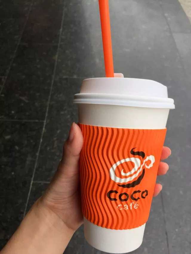 一杯CoCo咖啡