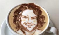 帕托咖啡流行前兆？帕托网晒自己肖像画的咖啡 