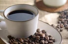 研究意外发现每天喝4杯咖啡能减肥 但需谨慎以免失眠头痛