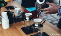 咖啡细粉在冲煮咖啡时所扮演的角色
